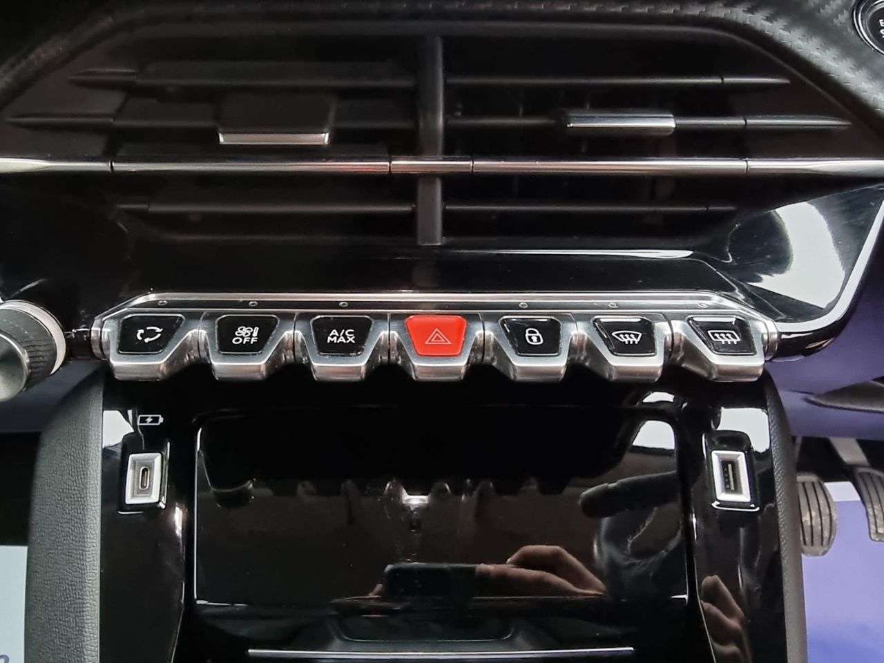 2020 PEUGEOT 2008 2020 PEUGEOT 2008