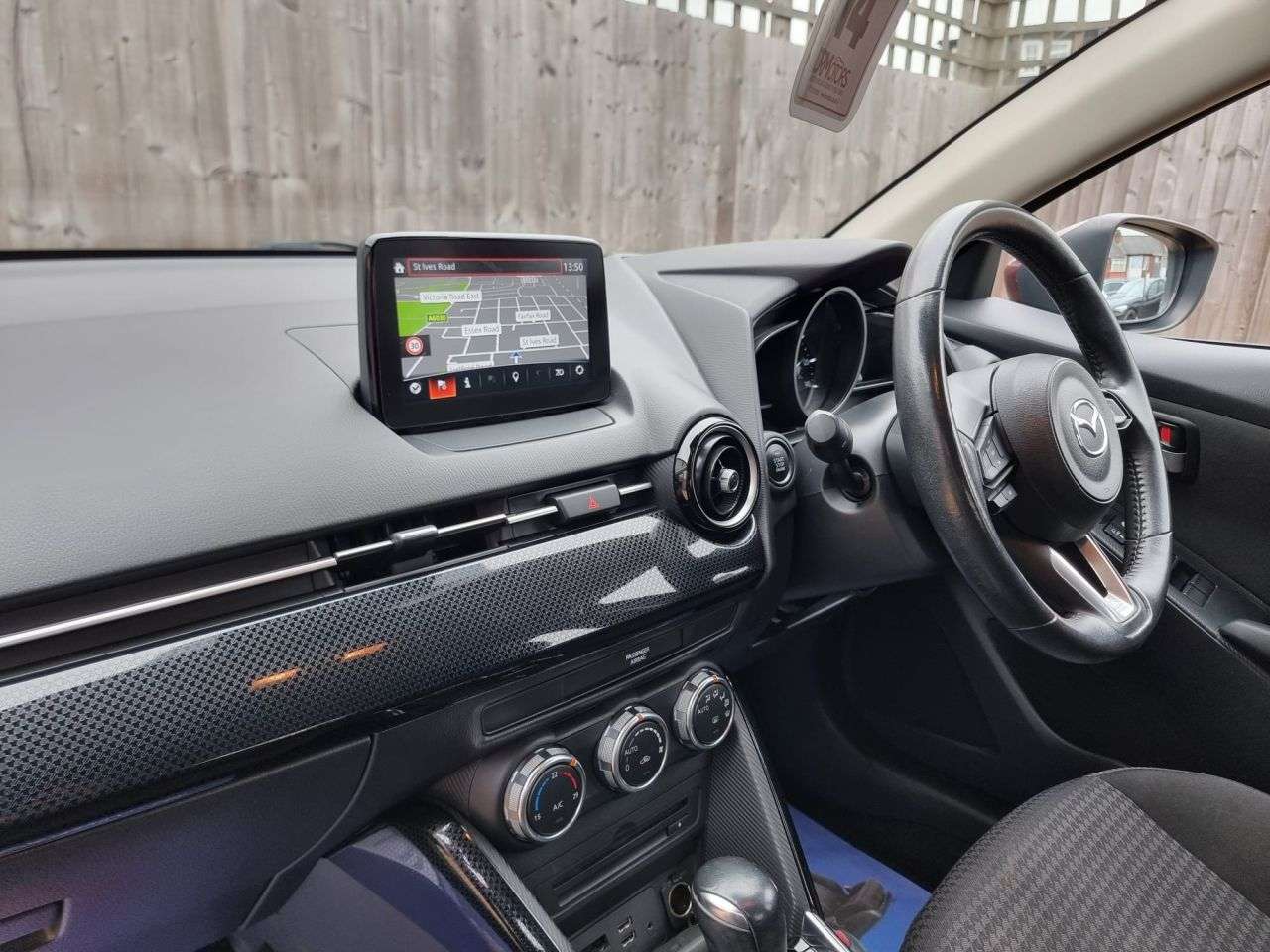 2019 MAZDA MAZDA2 2019 MAZDA MAZDA2