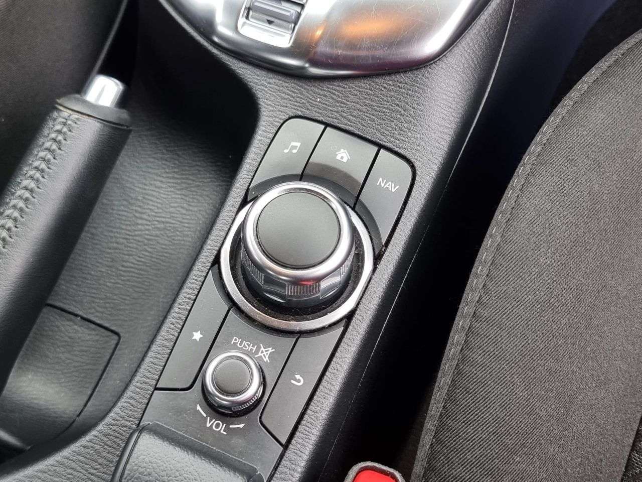 2019 MAZDA MAZDA2 2019 MAZDA MAZDA2