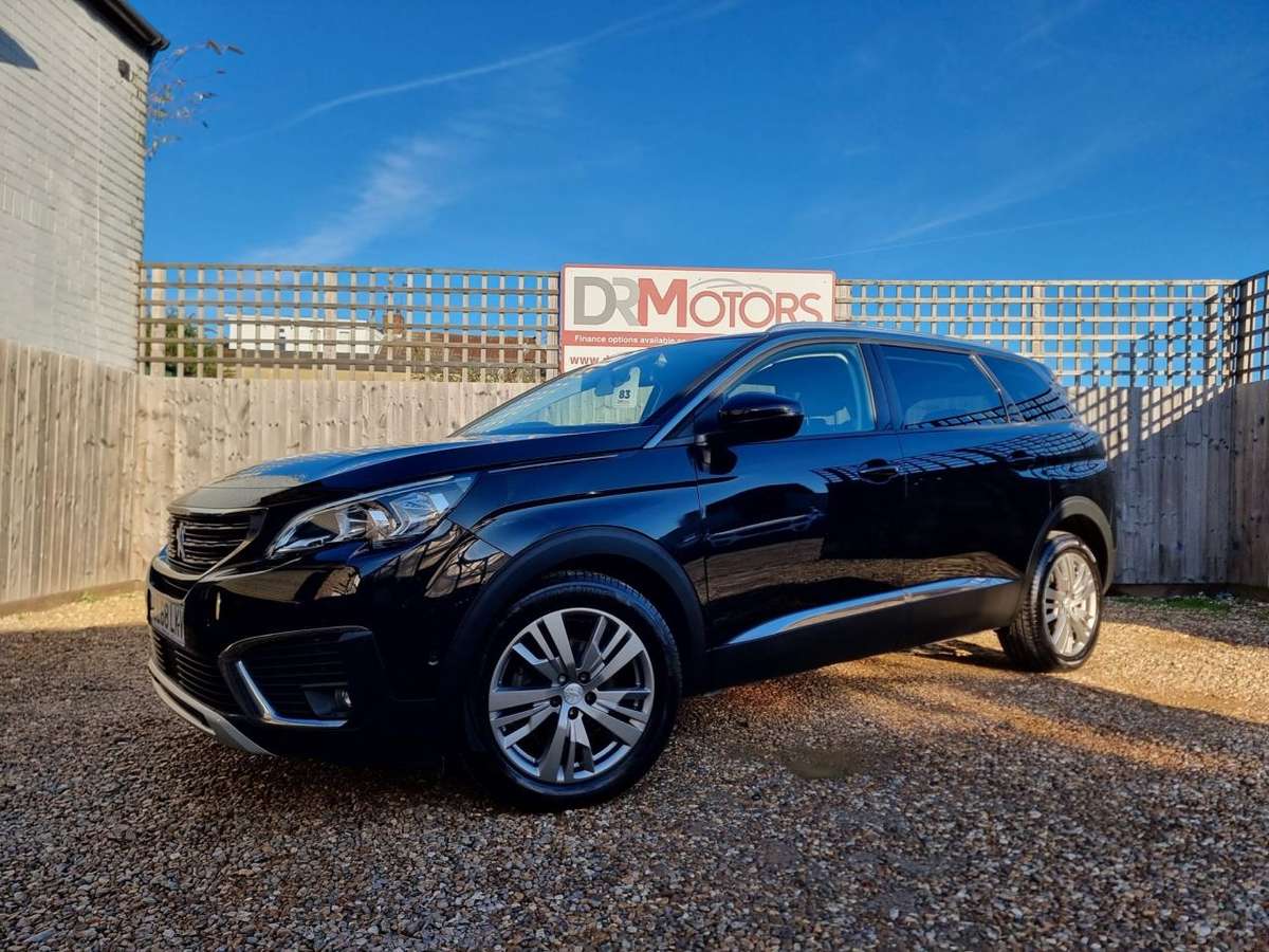 Check out this Peugeot 5008 2019 Diesel Manual