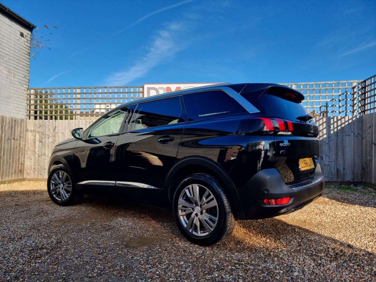 2019 PEUGEOT 5008 2019 PEUGEOT 5008
