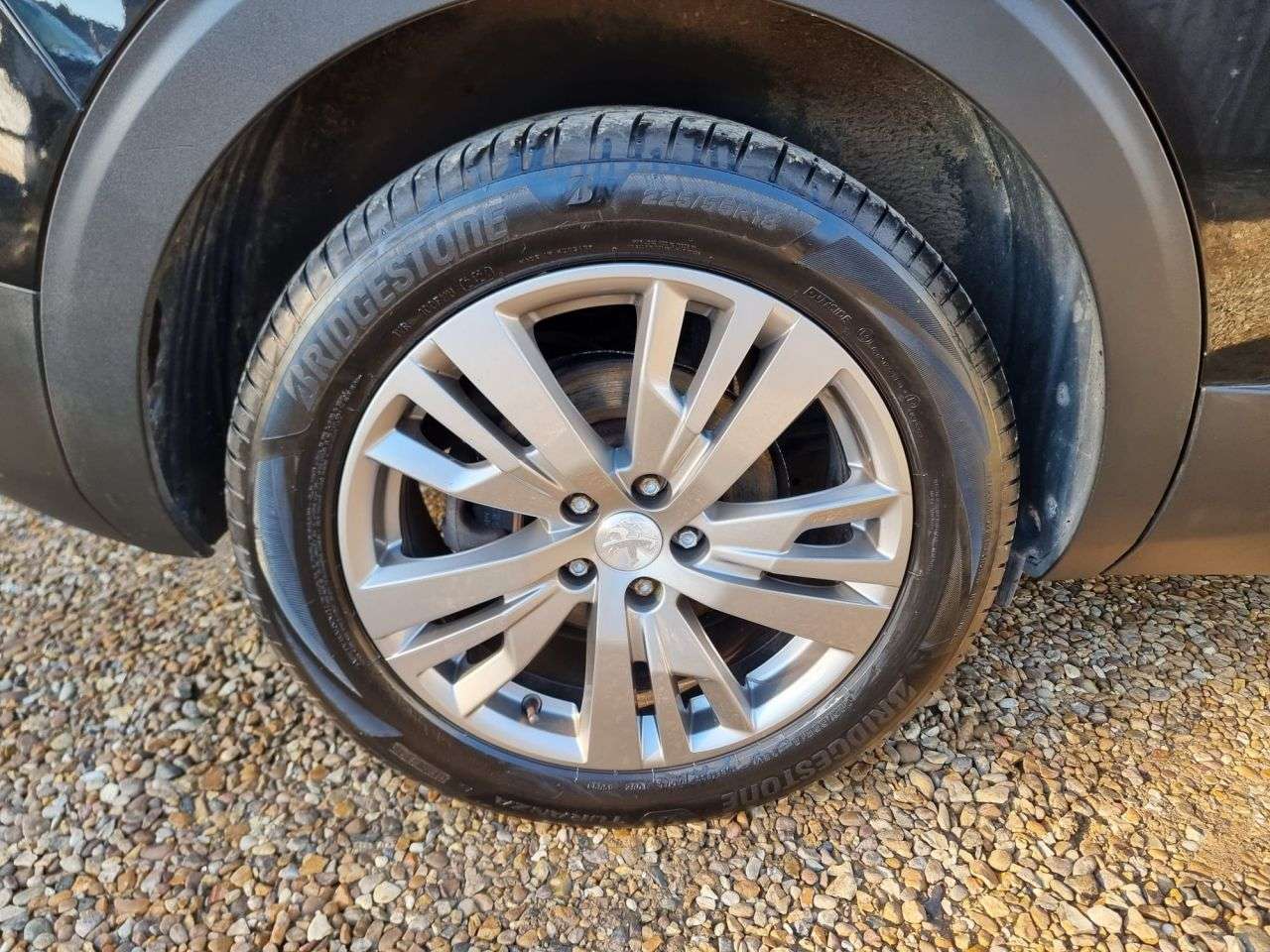 2019 PEUGEOT 5008 2019 PEUGEOT 5008