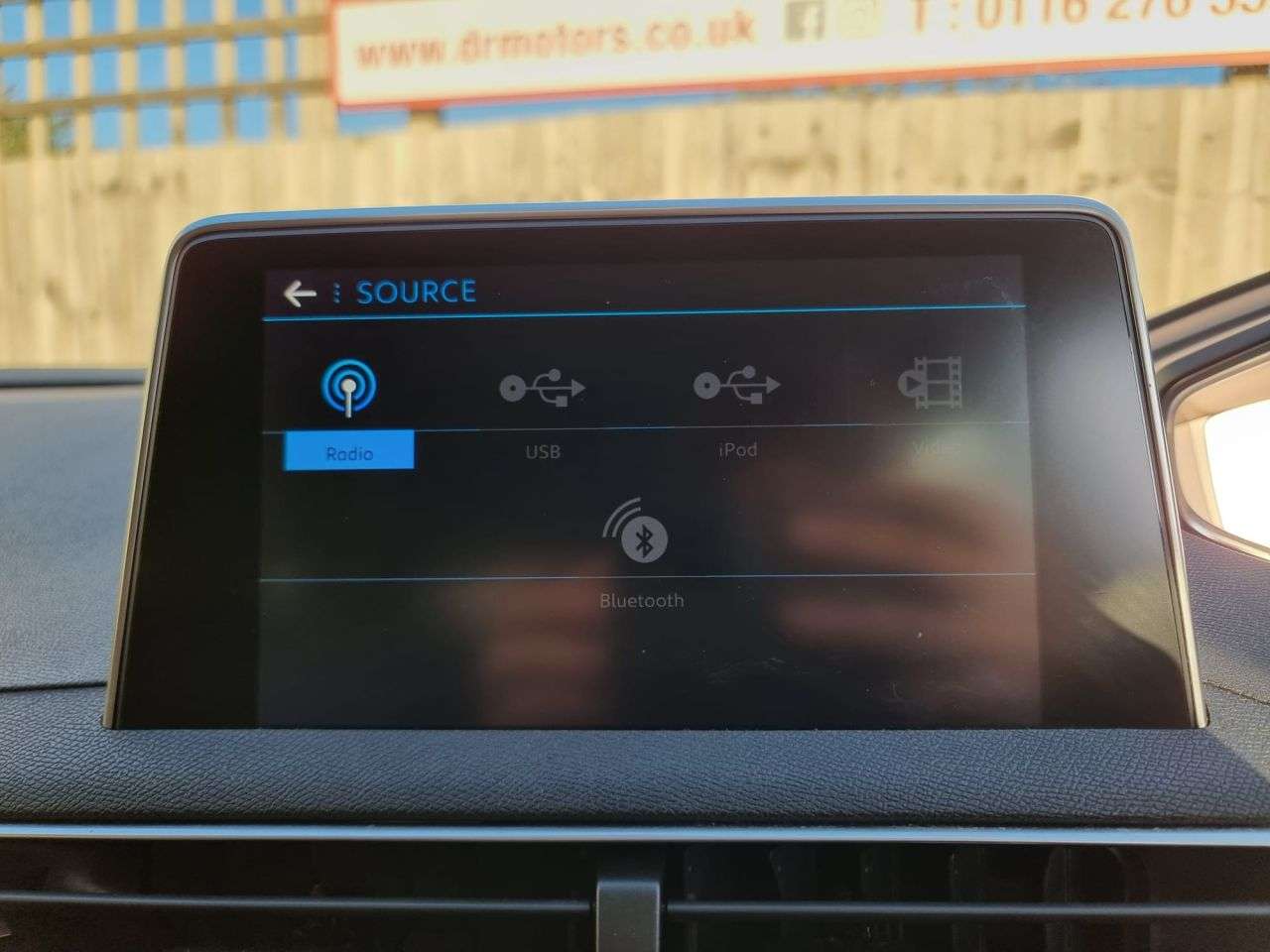 2019 PEUGEOT 5008 2019 PEUGEOT 5008