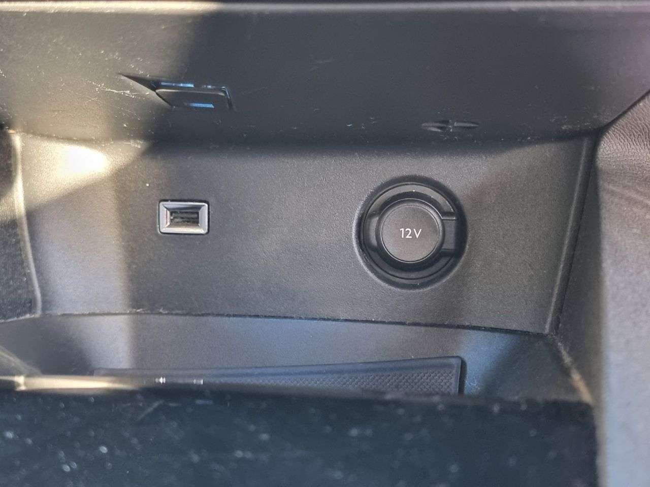 2019 PEUGEOT 5008 2019 PEUGEOT 5008