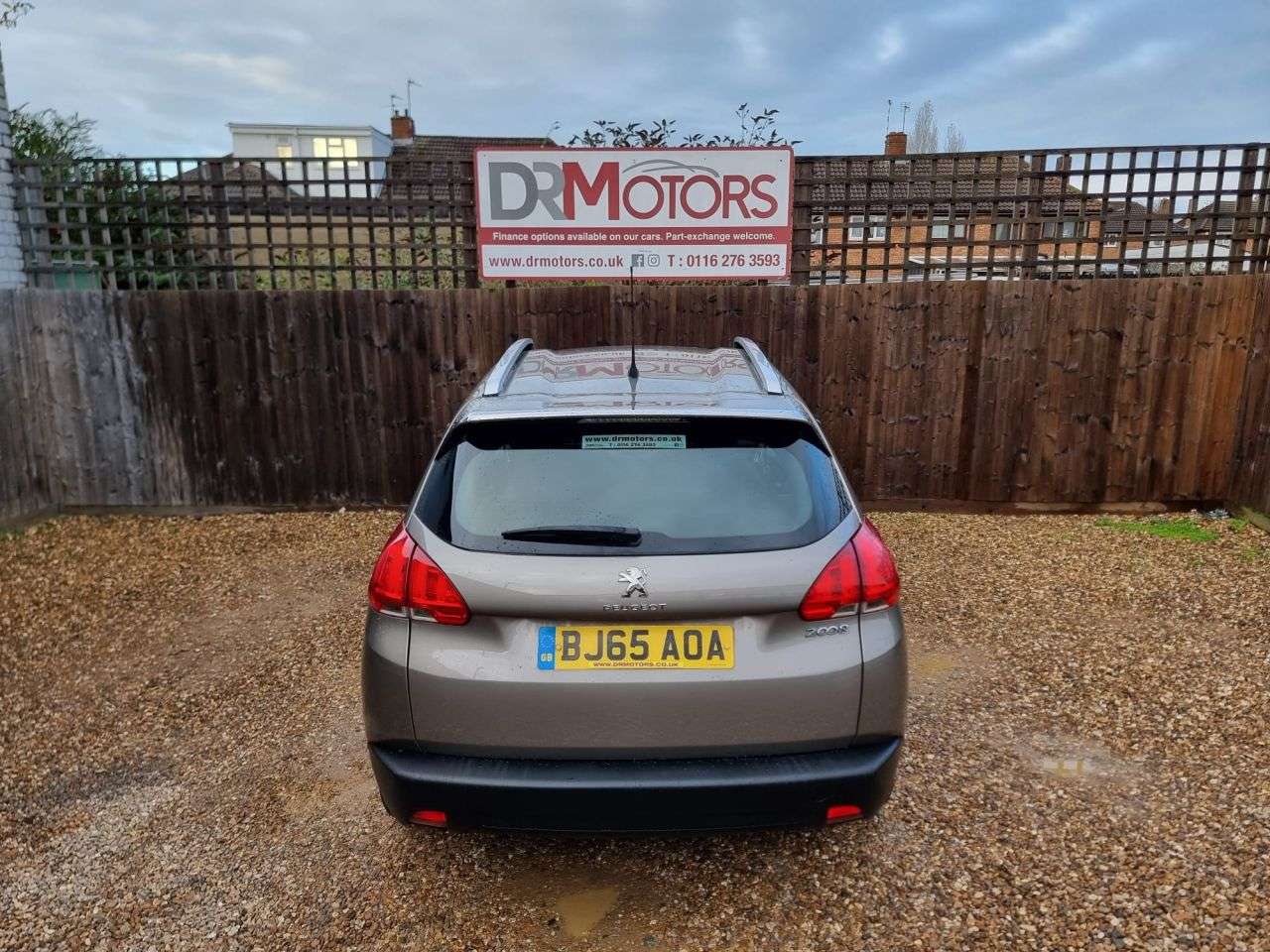 2015 PEUGEOT 2008 2015 PEUGEOT 2008