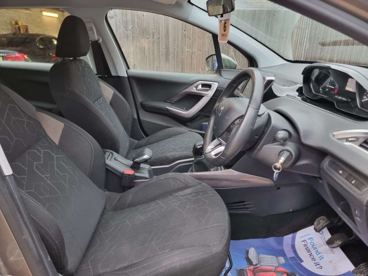 2015 PEUGEOT 2008 2015 PEUGEOT 2008