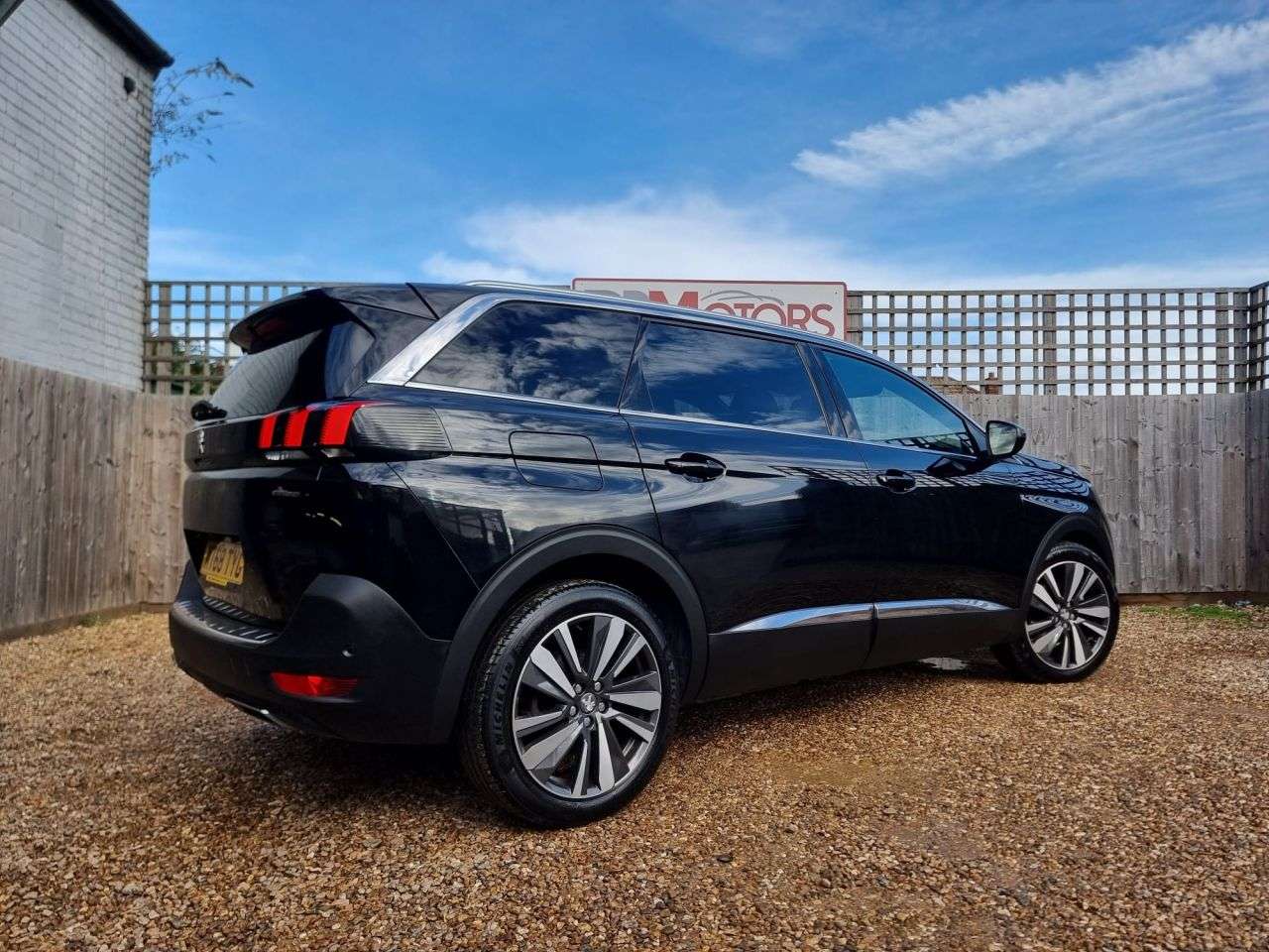 2018 PEUGEOT 5008 2018 PEUGEOT 5008