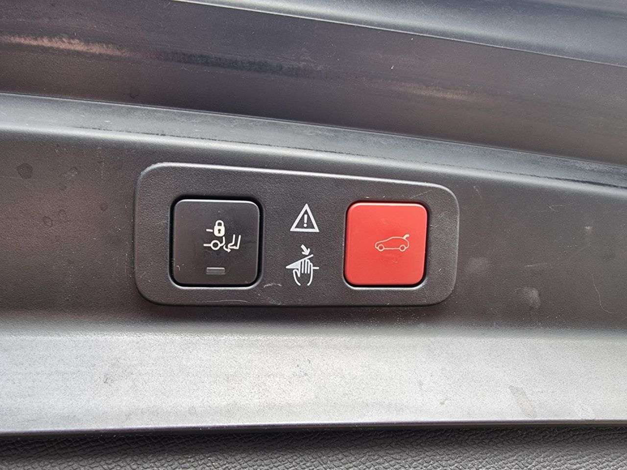 2018 PEUGEOT 5008 2018 PEUGEOT 5008