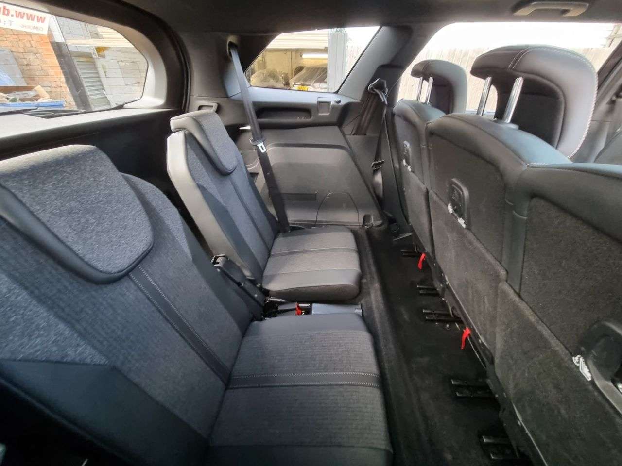 2018 PEUGEOT 5008 2018 PEUGEOT 5008