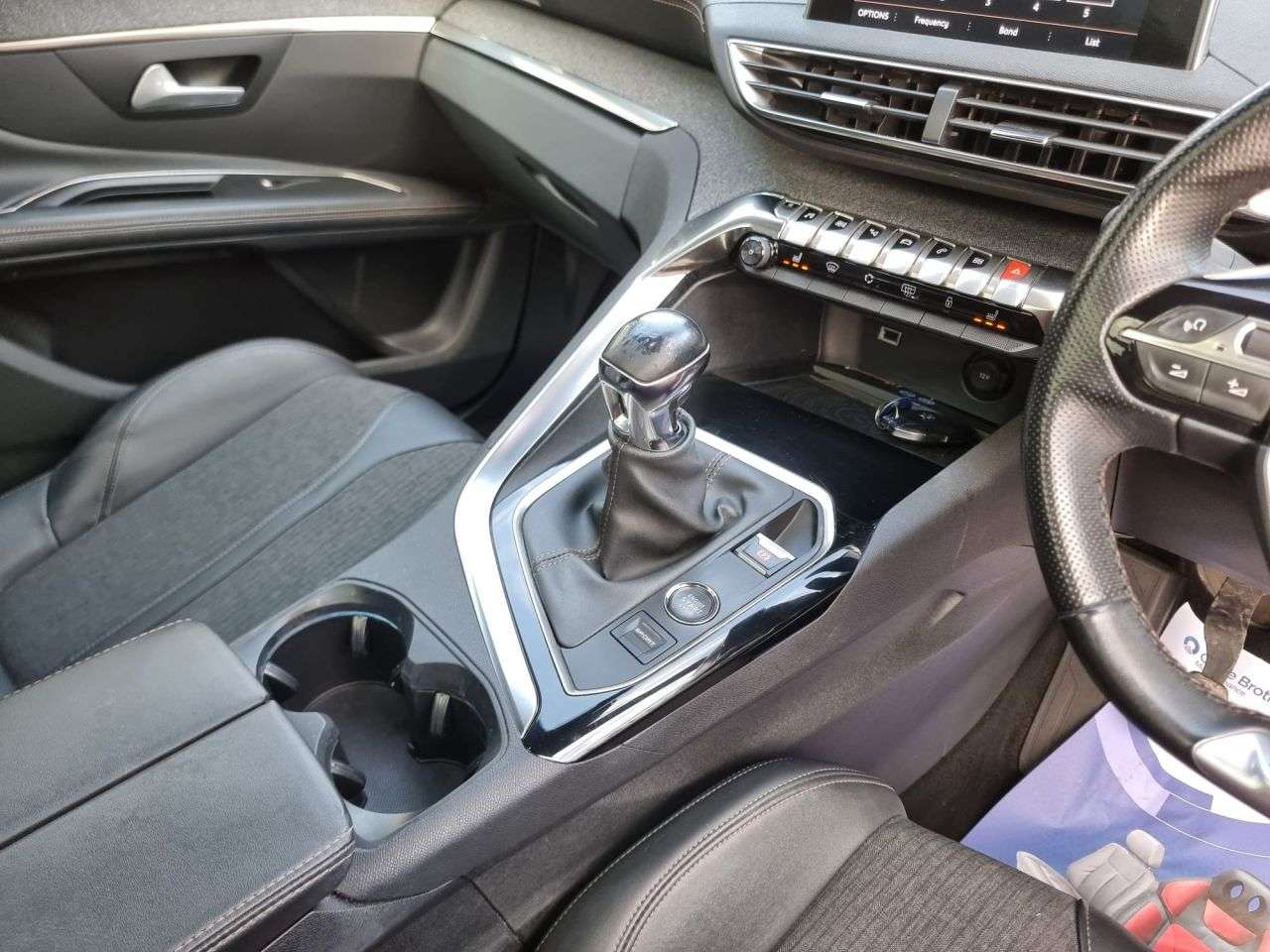 2018 PEUGEOT 5008 2018 PEUGEOT 5008