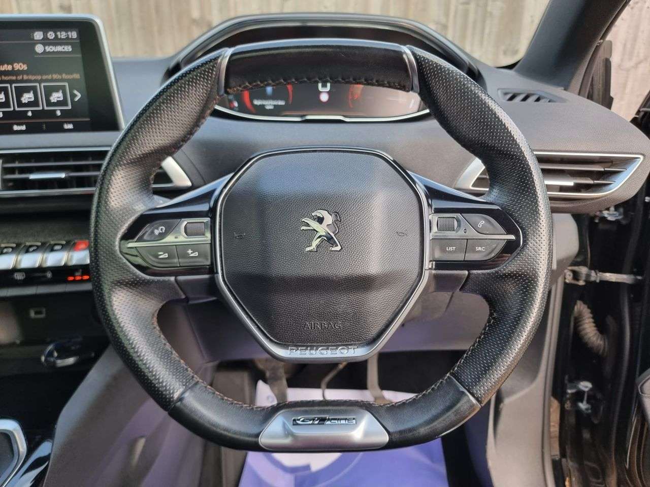 2018 PEUGEOT 5008 2018 PEUGEOT 5008