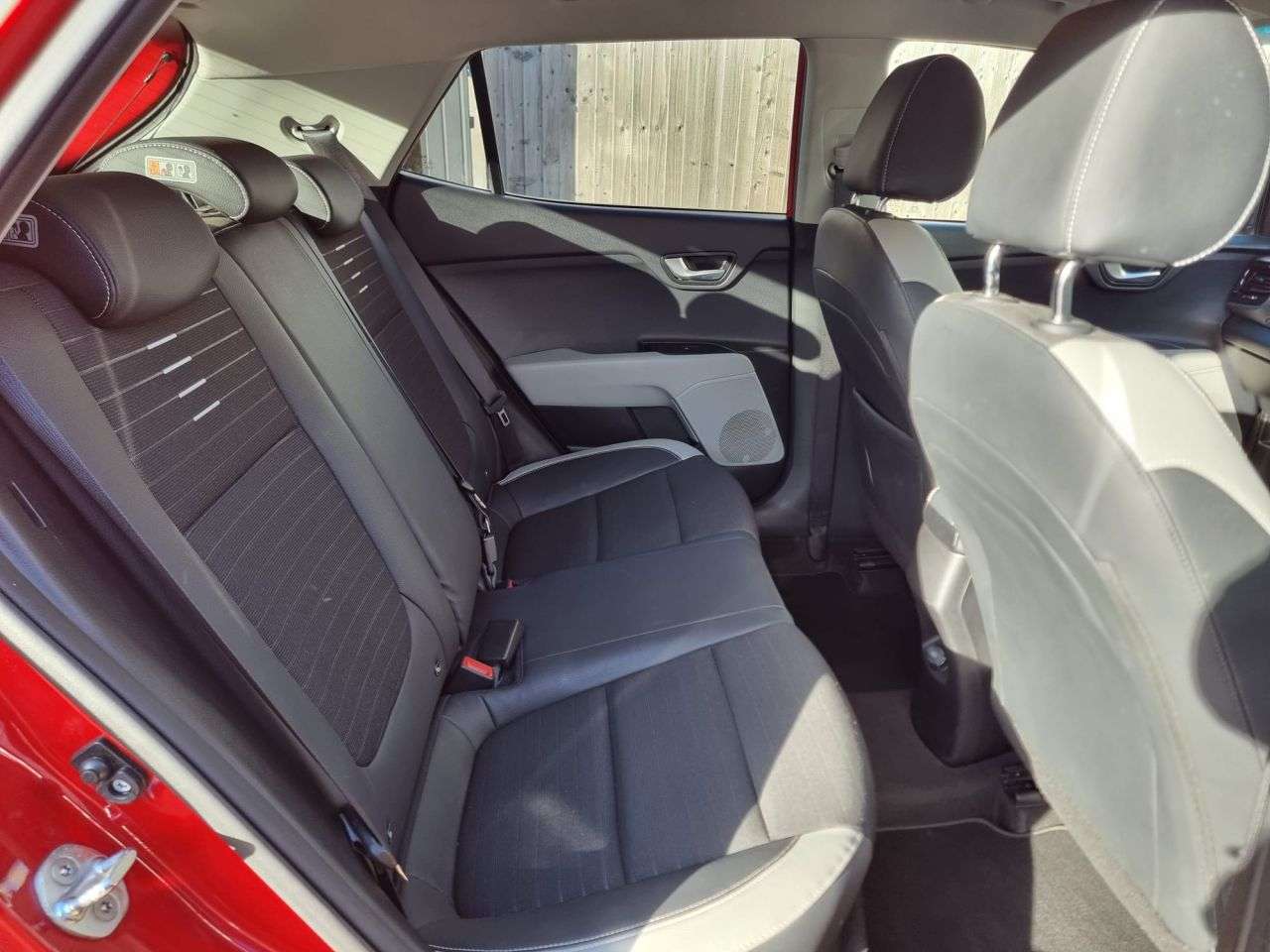 2018 KIA STONIC 2018 KIA STONIC