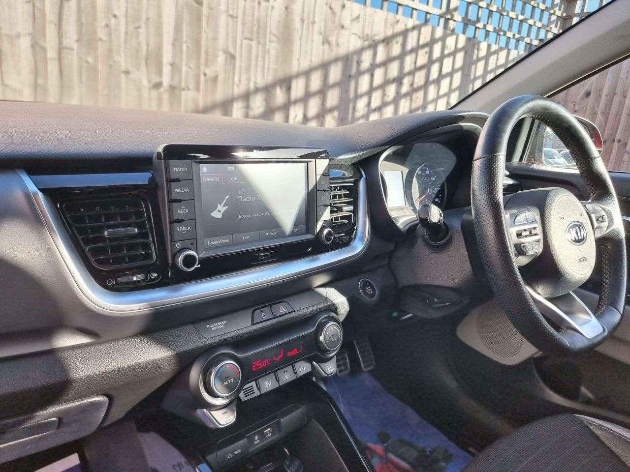 2018 KIA STONIC 2018 KIA STONIC