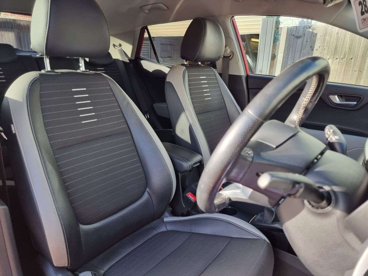 2018 KIA STONIC 2018 KIA STONIC