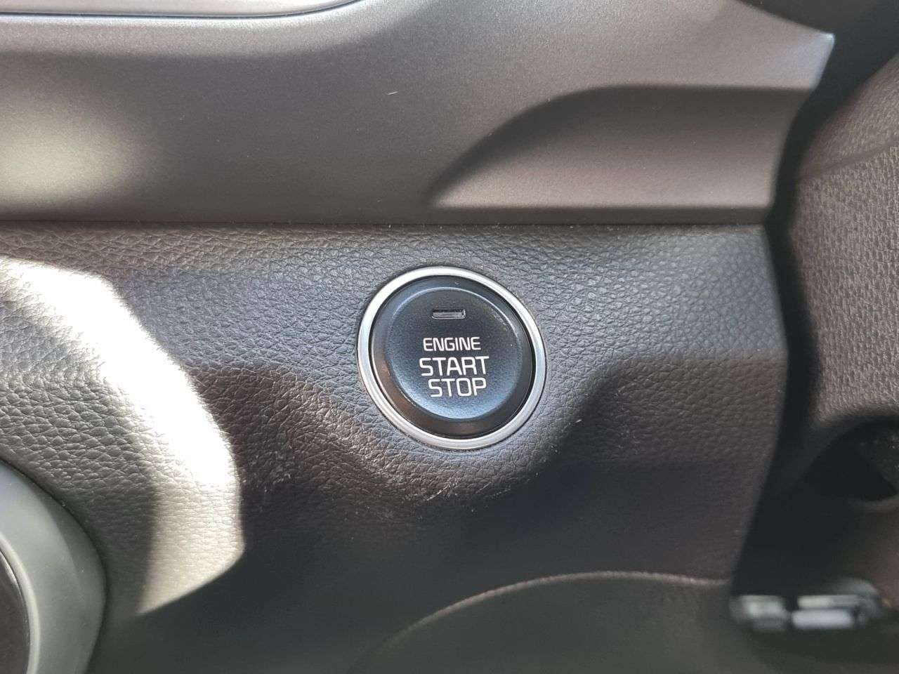 2018 KIA STONIC 2018 KIA STONIC