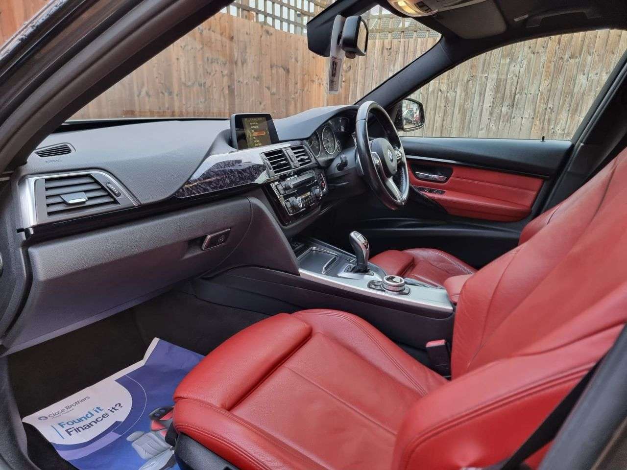 A 2016 BMW 3 SERIES 2.0 320d M Sport Saloon 4dr Diesel Auto Euro 6 (s/s) (190 ps) £35 TAX + SAT A 2016 BMW 3 SERIES 2.0 320d M Sport Saloon 4dr Diesel Auto Euro 6 (s/s) (190 ps) £35 TAX + SAT