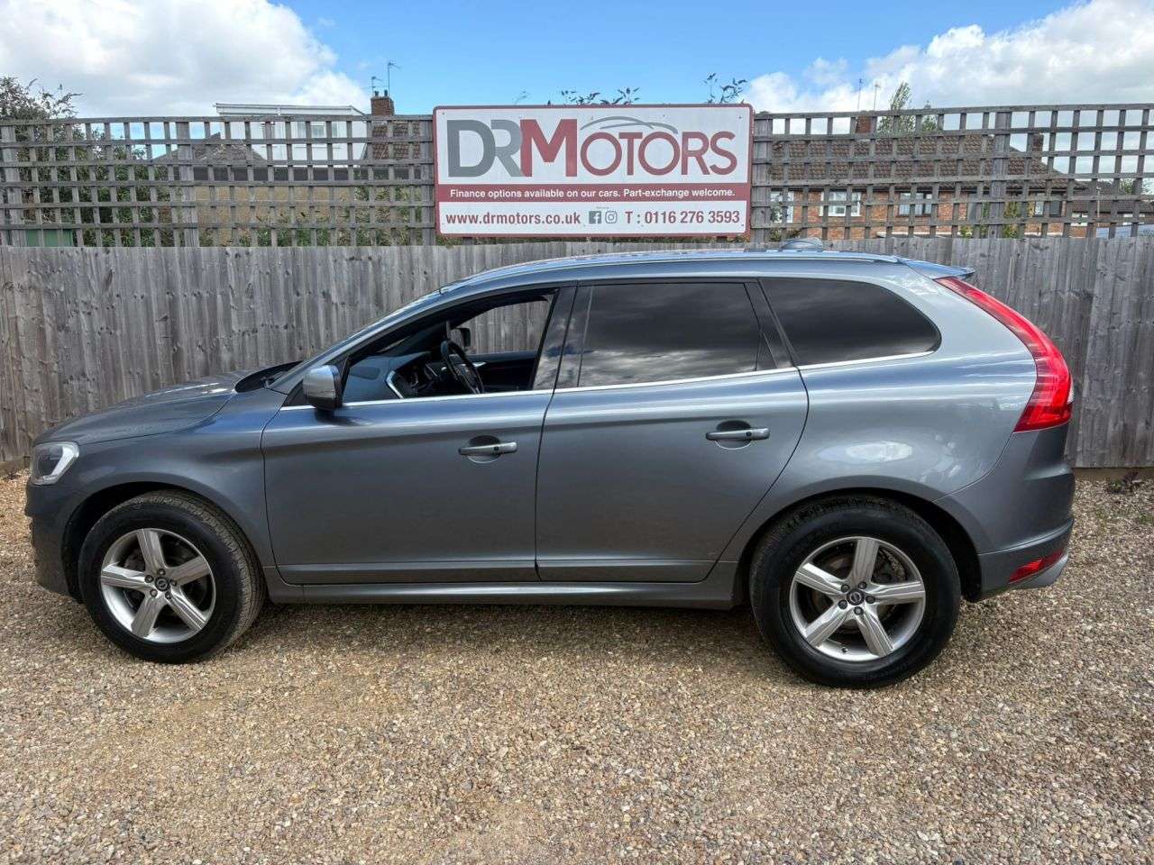 2017 VOLVO XC60 2017 VOLVO XC60