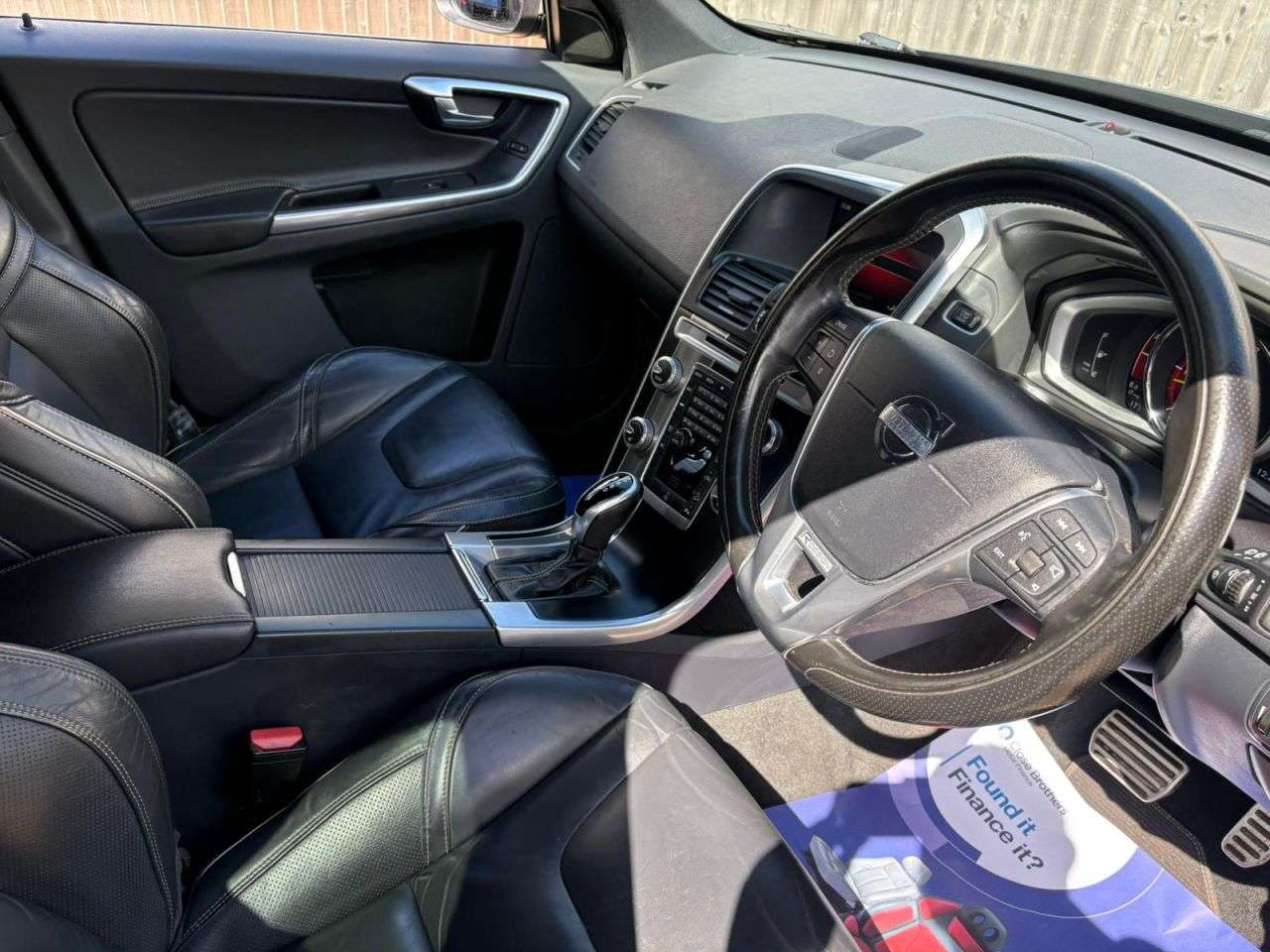 2017 VOLVO XC60 2017 VOLVO XC60