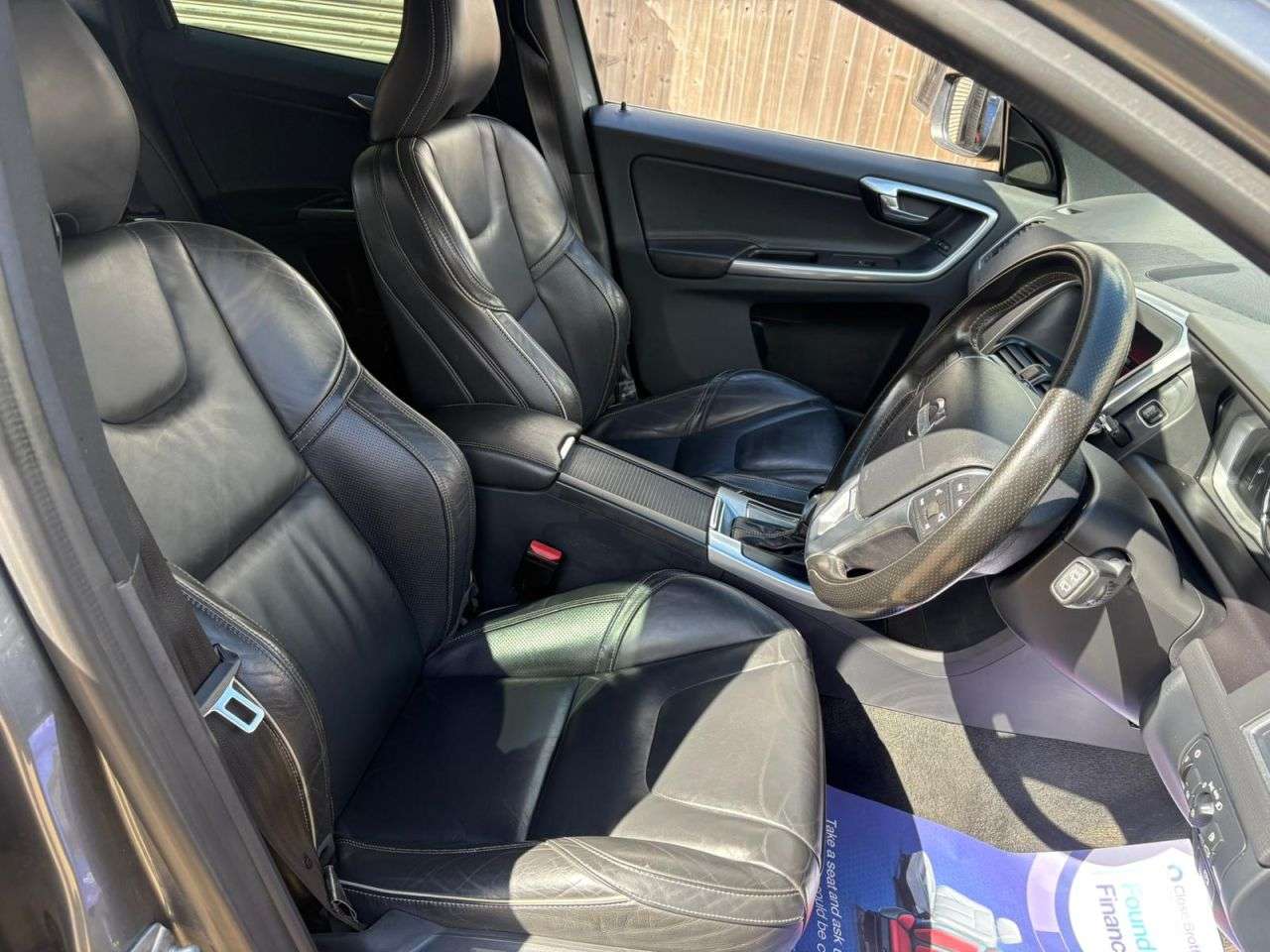 2017 VOLVO XC60 2017 VOLVO XC60