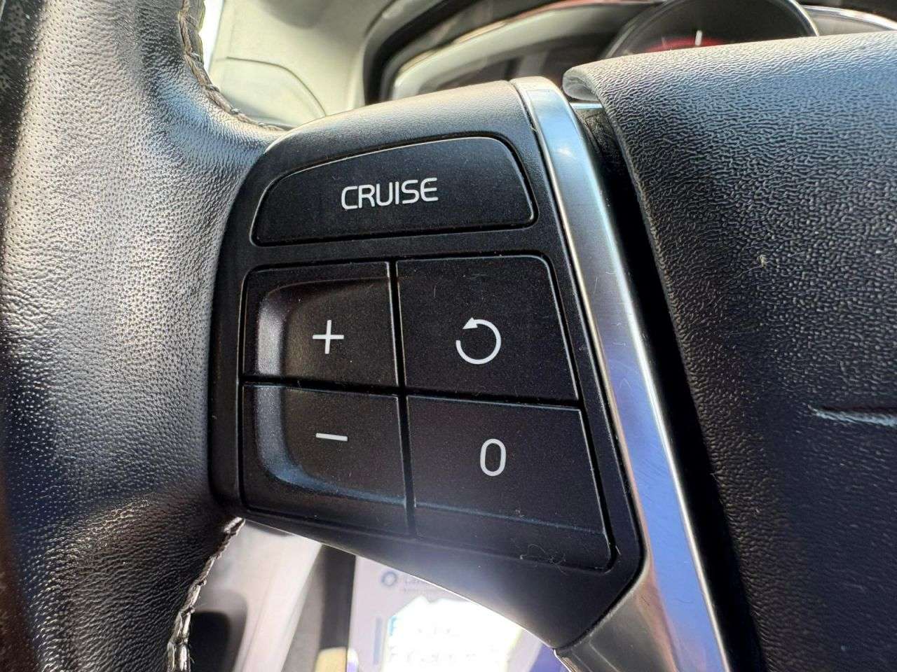 2017 VOLVO XC60 2017 VOLVO XC60