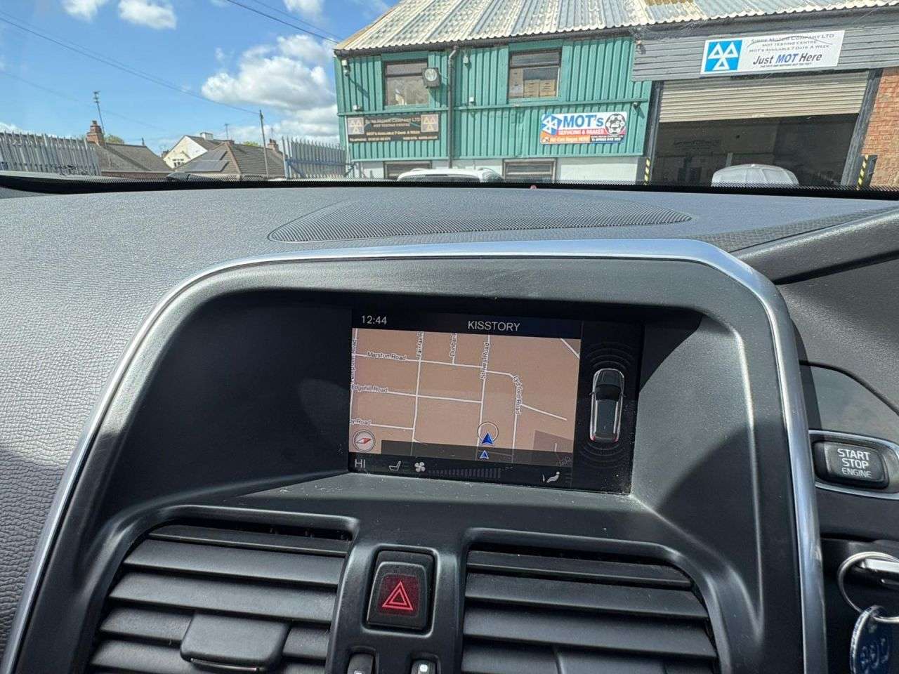 2017 VOLVO XC60 2017 VOLVO XC60