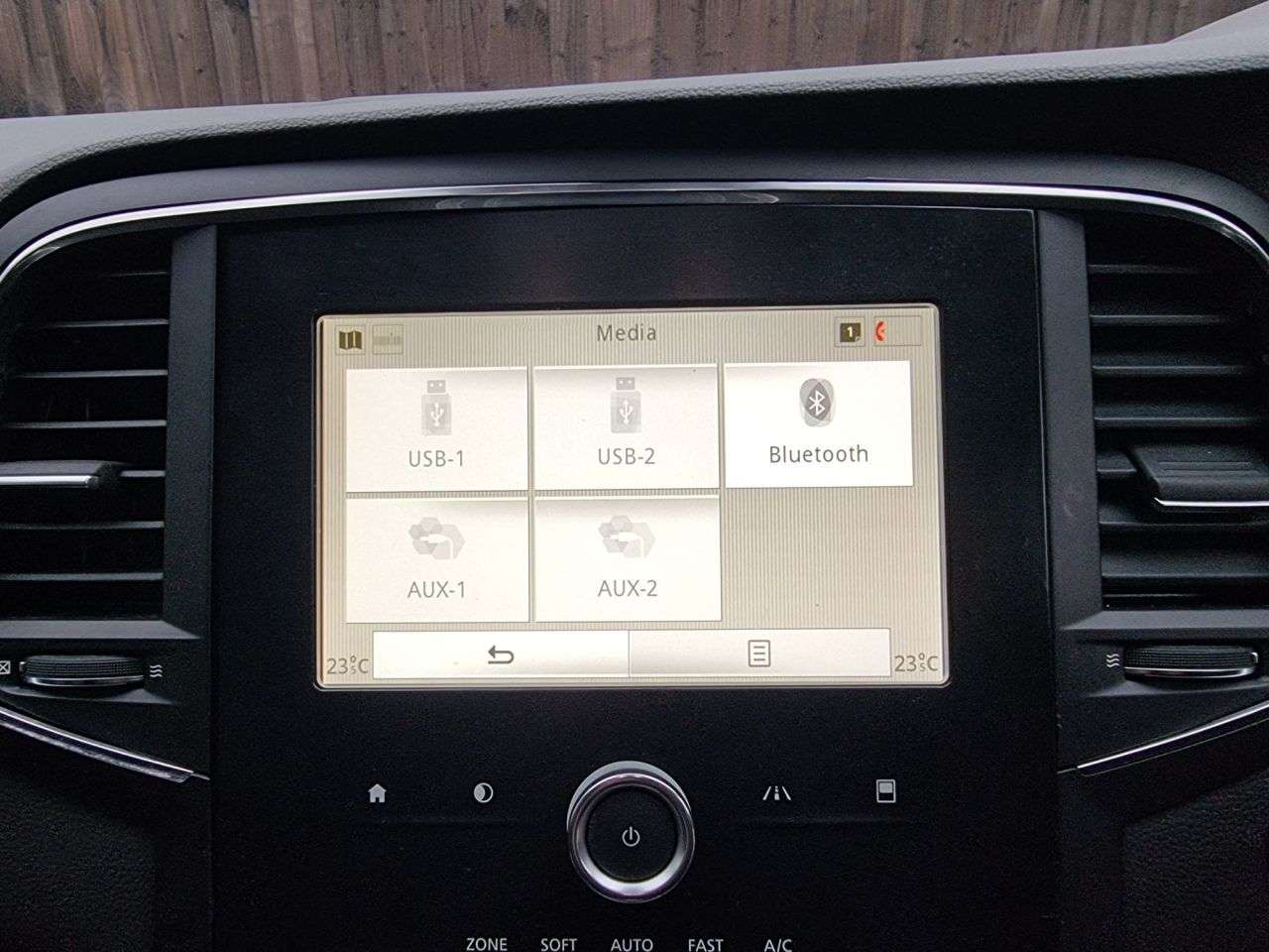 2019 RENAULT MEGANE 2019 RENAULT MEGANE