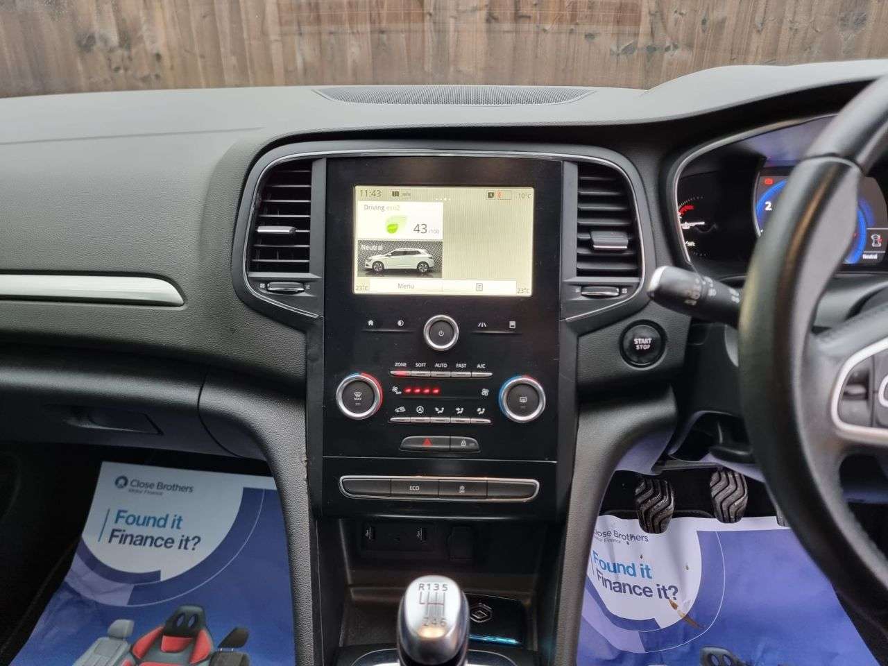 2019 RENAULT MEGANE 2019 RENAULT MEGANE