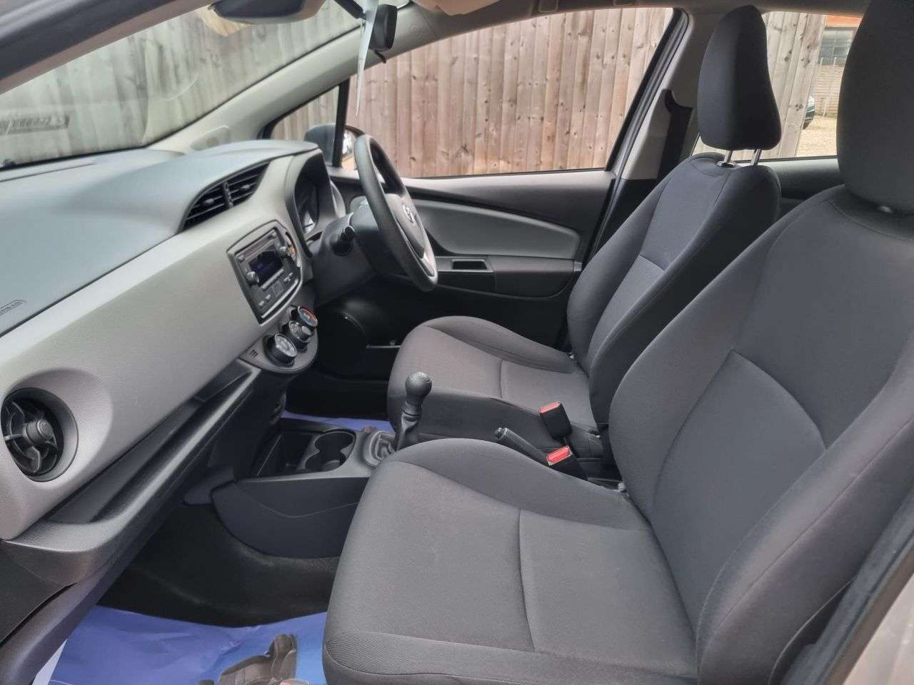 2018 TOYOTA YARIS 2018 TOYOTA YARIS