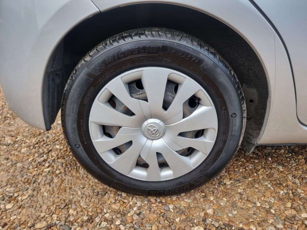 2018 TOYOTA YARIS 2018 TOYOTA YARIS