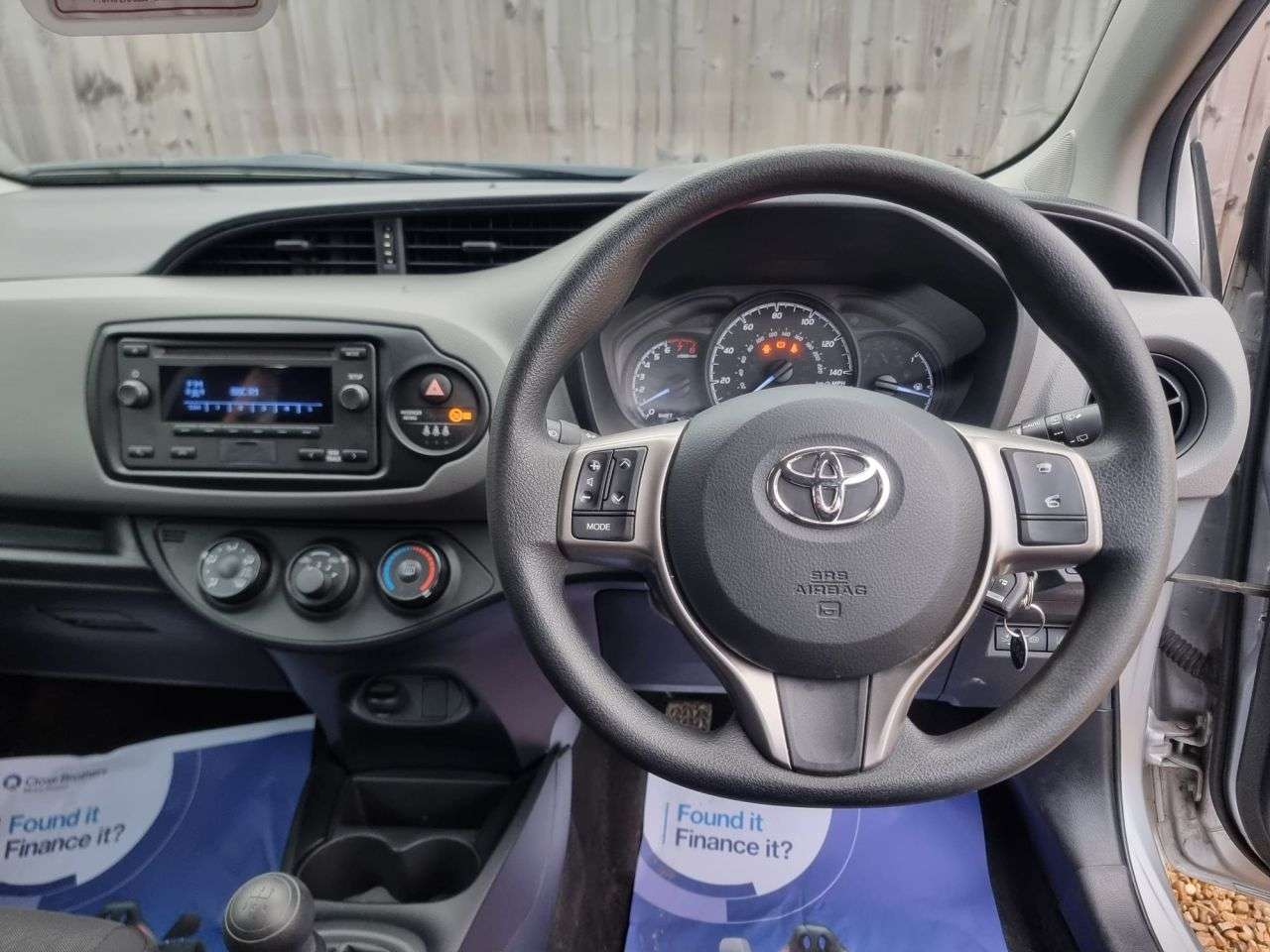 2018 TOYOTA YARIS 2018 TOYOTA YARIS