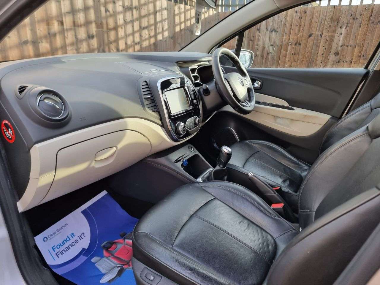 2017 RENAULT CAPTUR 2017 RENAULT CAPTUR