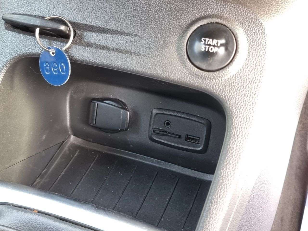 2017 RENAULT CAPTUR 2017 RENAULT CAPTUR