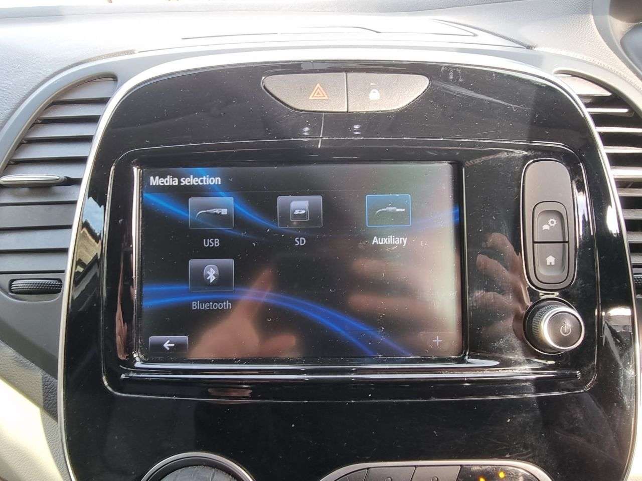 2017 RENAULT CAPTUR 2017 RENAULT CAPTUR