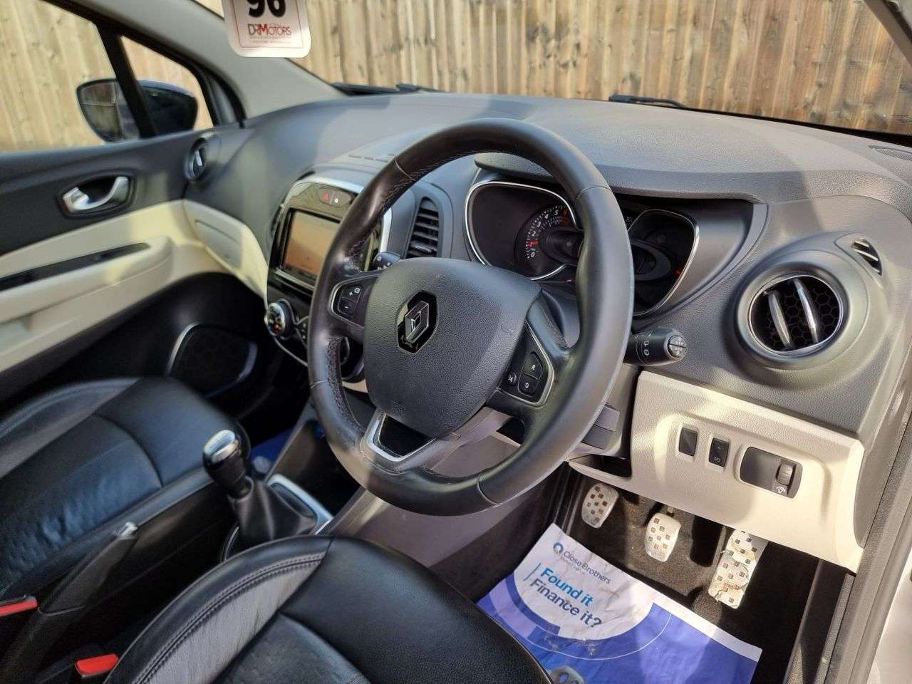 2017 RENAULT CAPTUR 2017 RENAULT CAPTUR