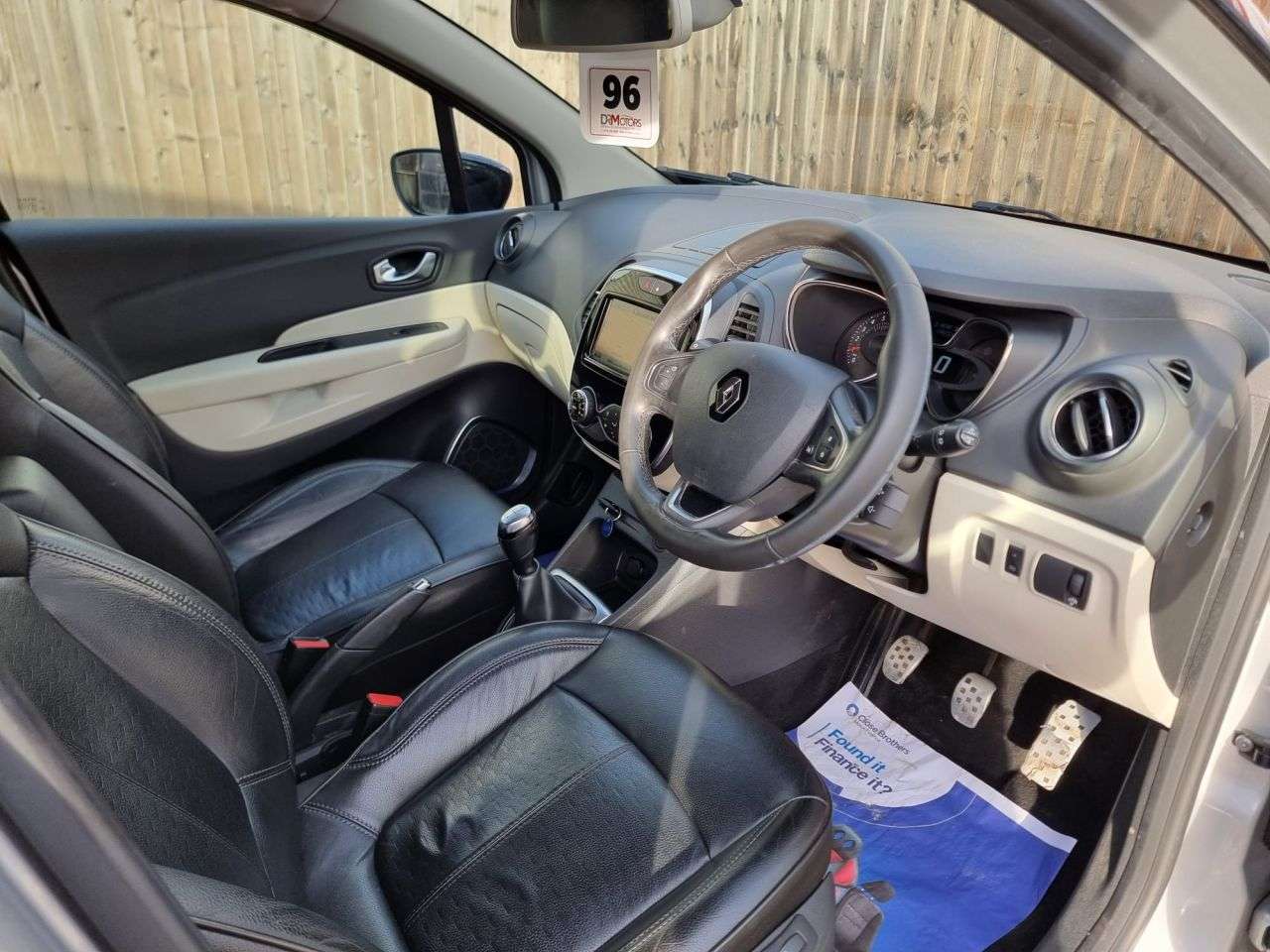 2017 RENAULT CAPTUR 2017 RENAULT CAPTUR