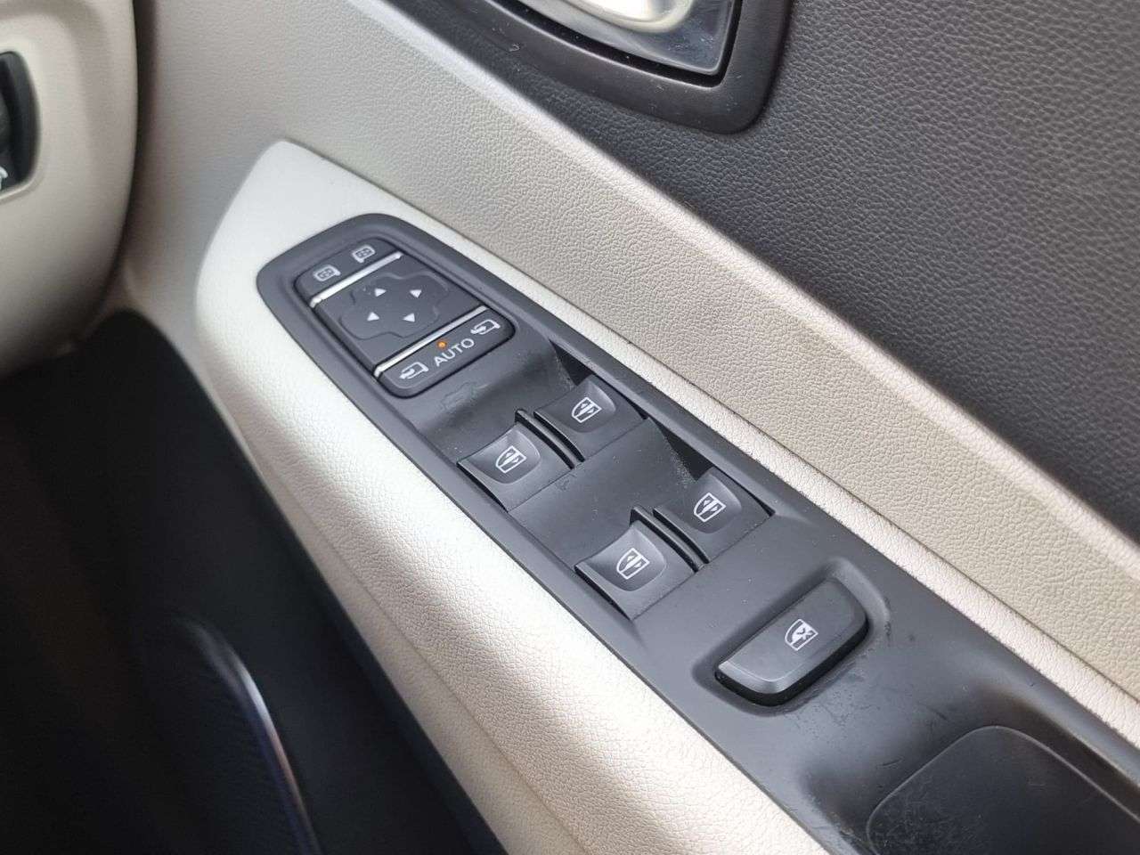 2017 RENAULT CAPTUR 2017 RENAULT CAPTUR