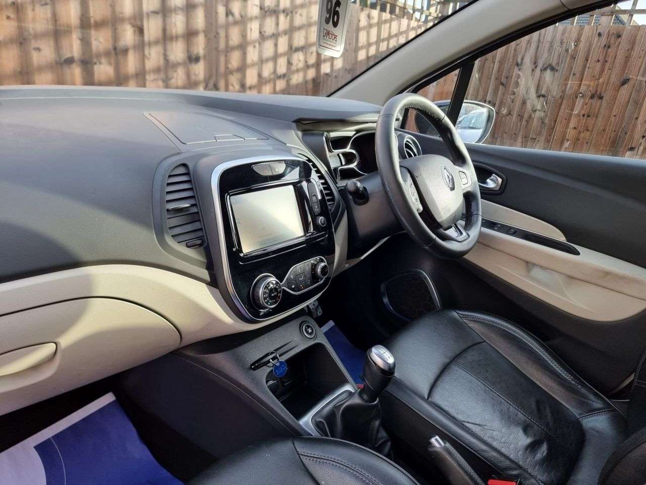 2017 RENAULT CAPTUR 2017 RENAULT CAPTUR