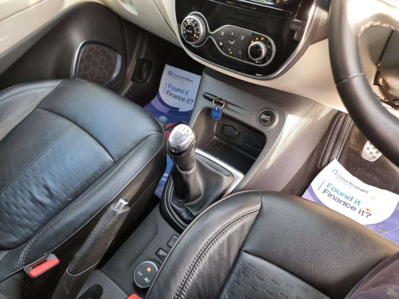 2017 RENAULT CAPTUR 2017 RENAULT CAPTUR