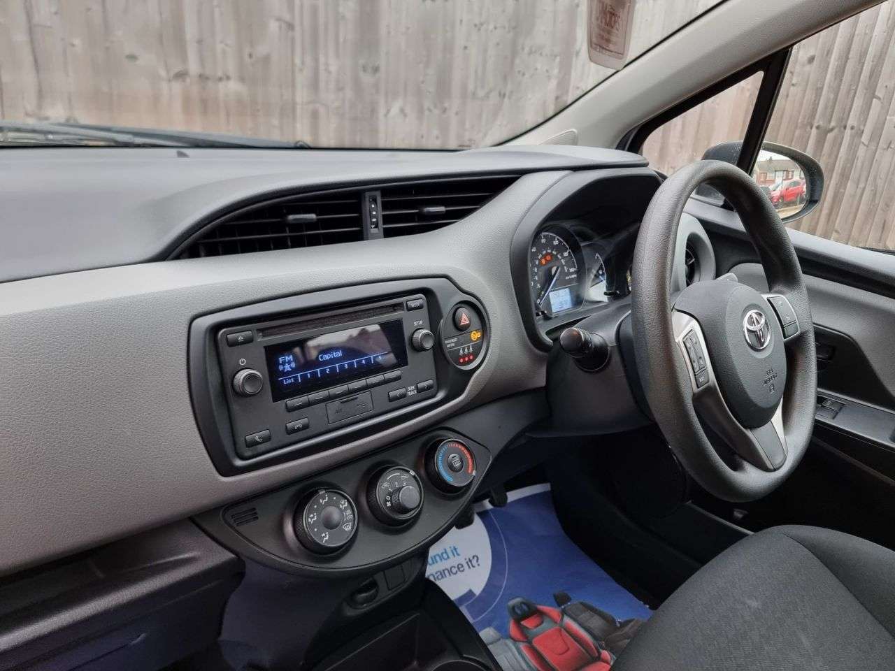 2018 TOYOTA YARIS 2018 TOYOTA YARIS