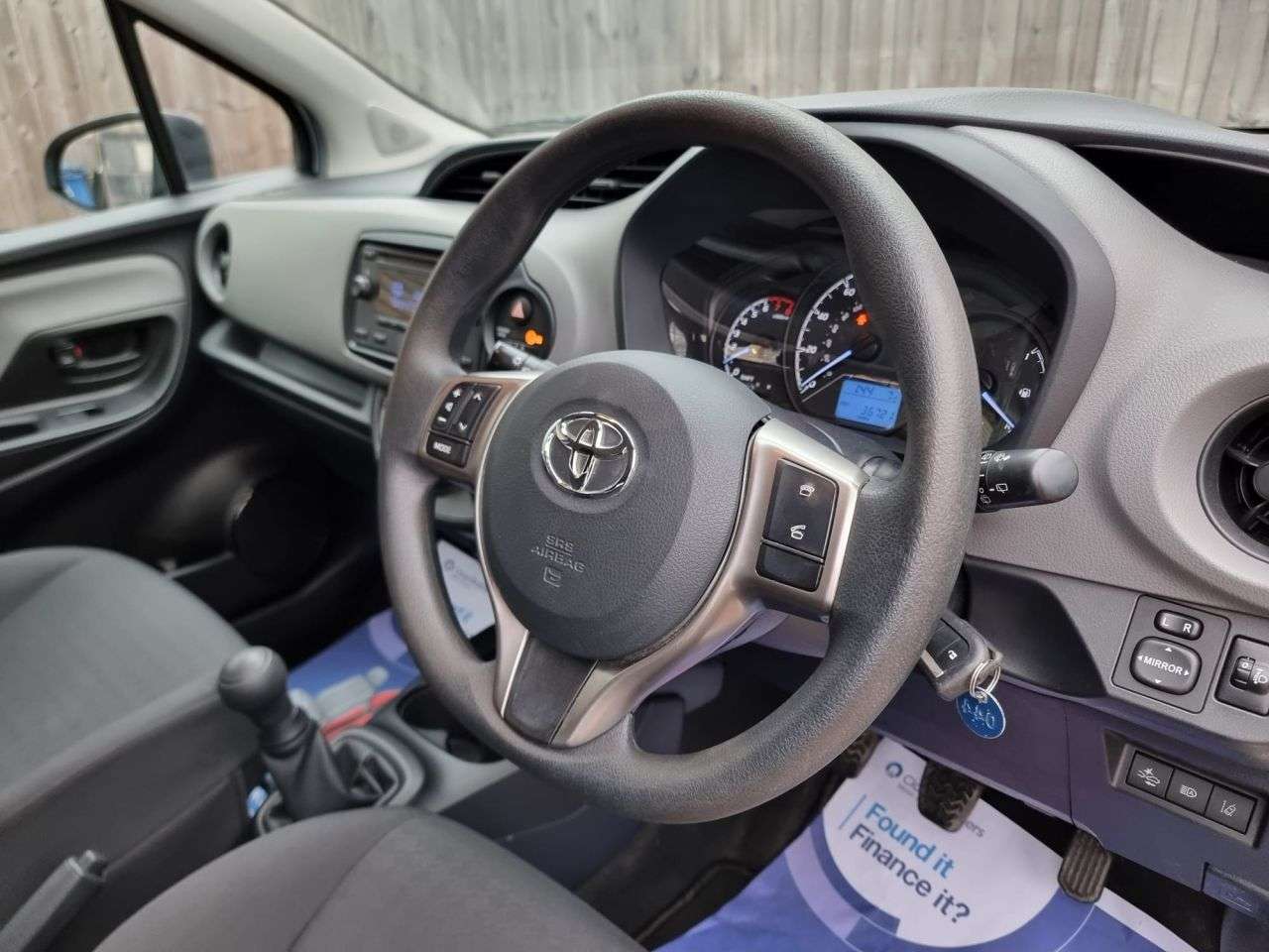 2018 TOYOTA YARIS 2018 TOYOTA YARIS