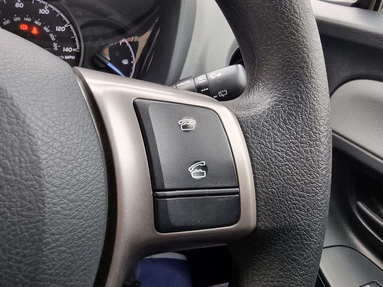 2018 TOYOTA YARIS 2018 TOYOTA YARIS