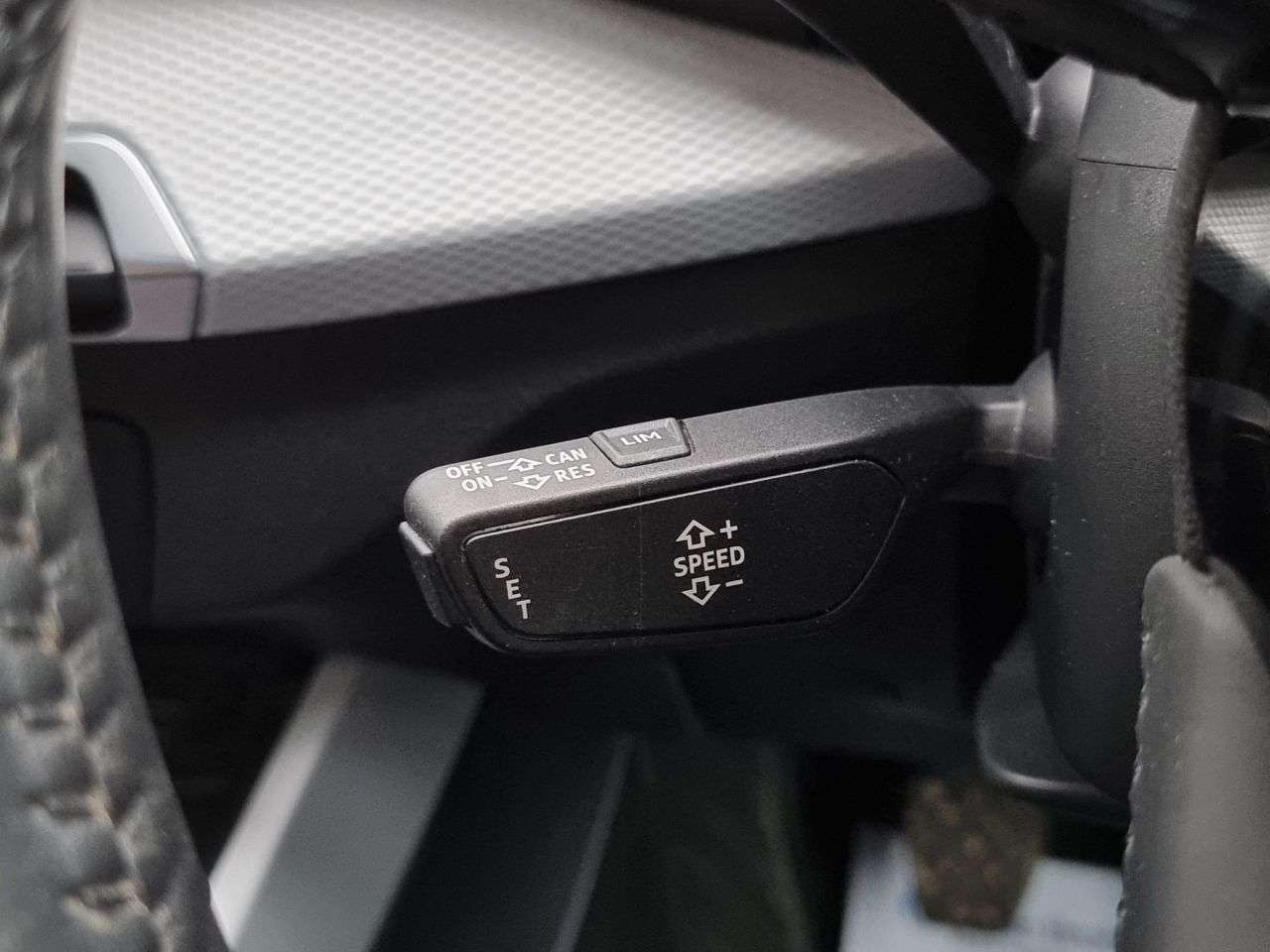 2017 AUDI Q2 2017 AUDI Q2