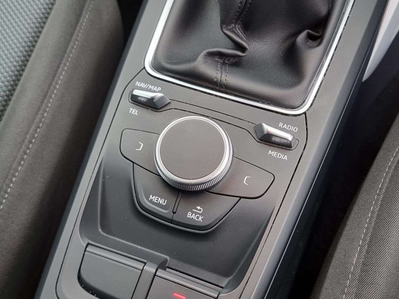 2017 AUDI Q2 2017 AUDI Q2