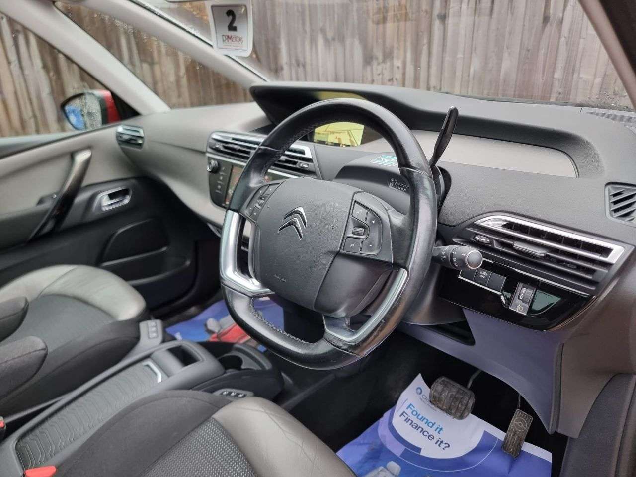 A 2017 CITROEN GRAND C4 PICASSO 1.2 PureTech Flair MPV 5dr Petrol EAT6 Euro 6 (s/s) (130 ps) SAT NAV + R/CA A 2017 CITROEN GRAND C4 PICASSO 1.2 PureTech Flair MPV 5dr Petrol EAT6 Euro 6 (s/s) (130 ps) SAT NAV + R/CA