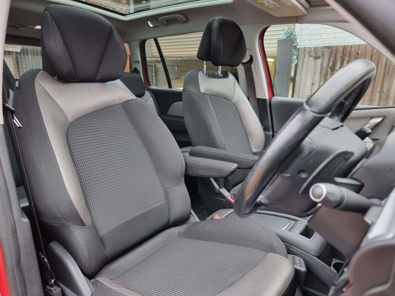 2017 CITROEN GRAND C4 PICASSO 2017 CITROEN GRAND C4 PICASSO