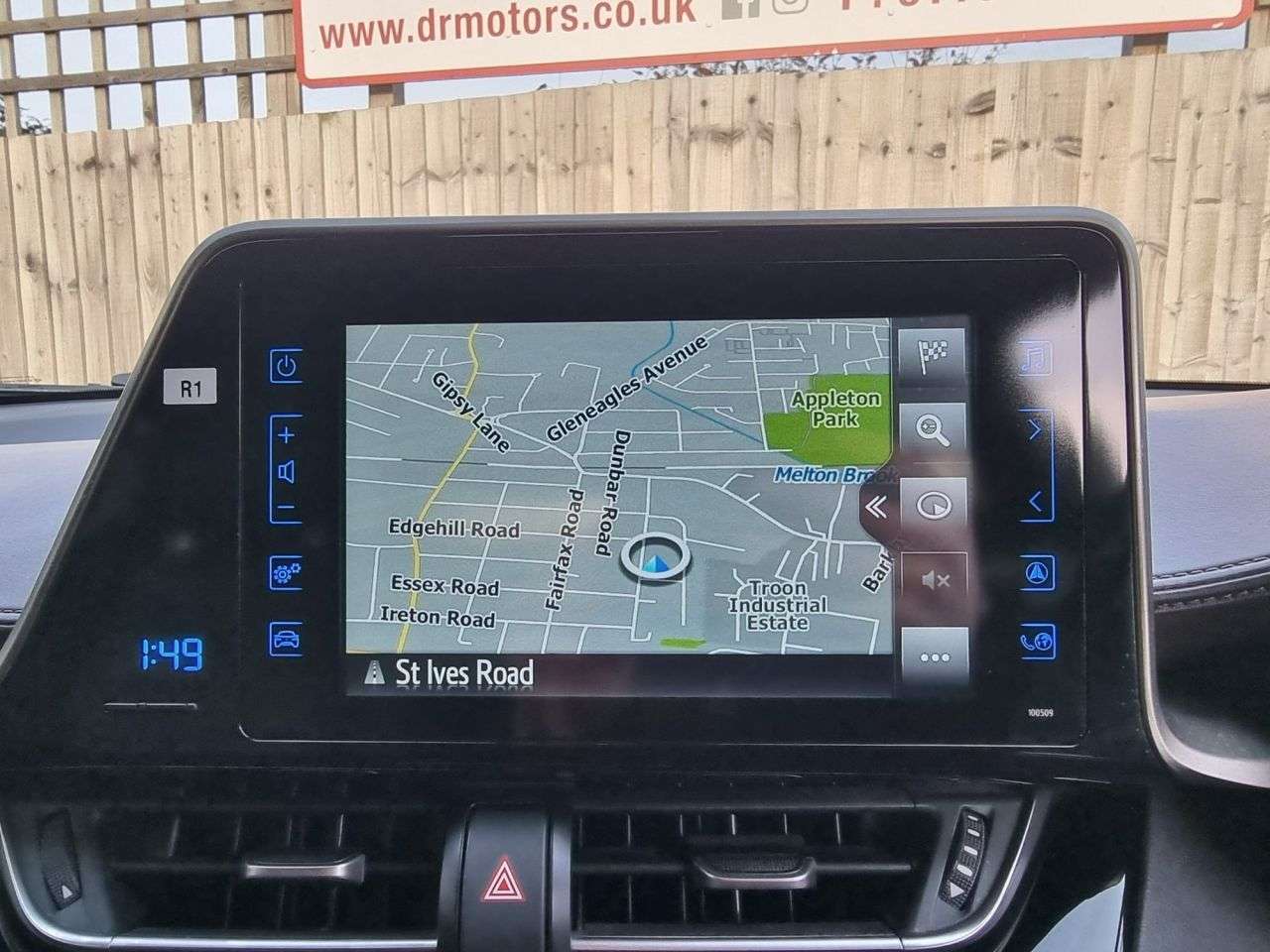 A 2019 TOYOTA C-HR 1.8 VVT-h Excel SUV 5dr Petrol Hybrid CVT Euro 6 (s/s) (122 ps) + SAT NAV + A 2019 TOYOTA C-HR 1.8 VVT-h Excel SUV 5dr Petrol Hybrid CVT Euro 6 (s/s) (122 ps) + SAT NAV +