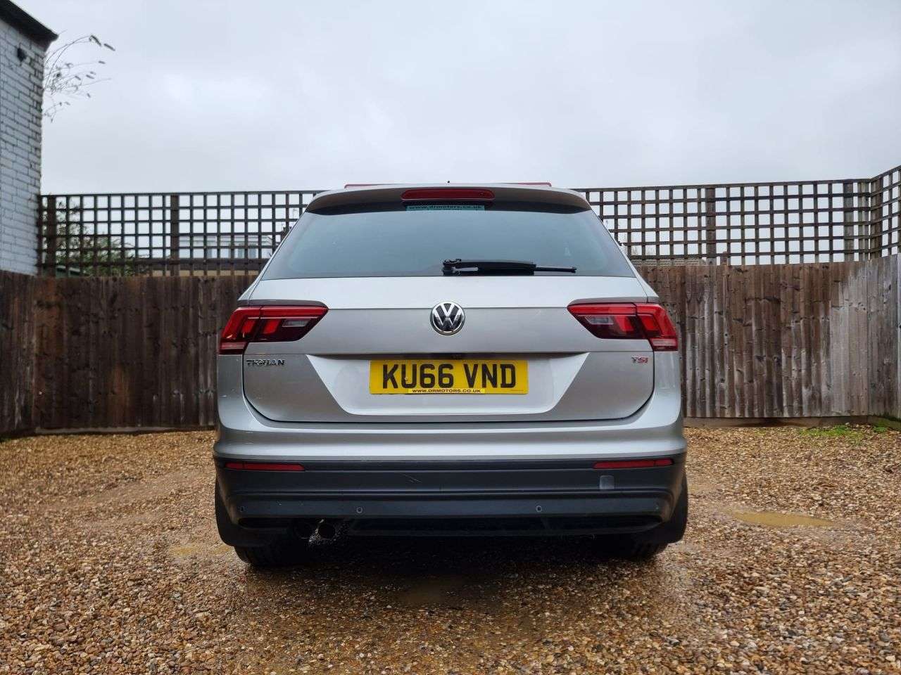 2016 VOLKSWAGEN TIGUAN 2016 VOLKSWAGEN TIGUAN