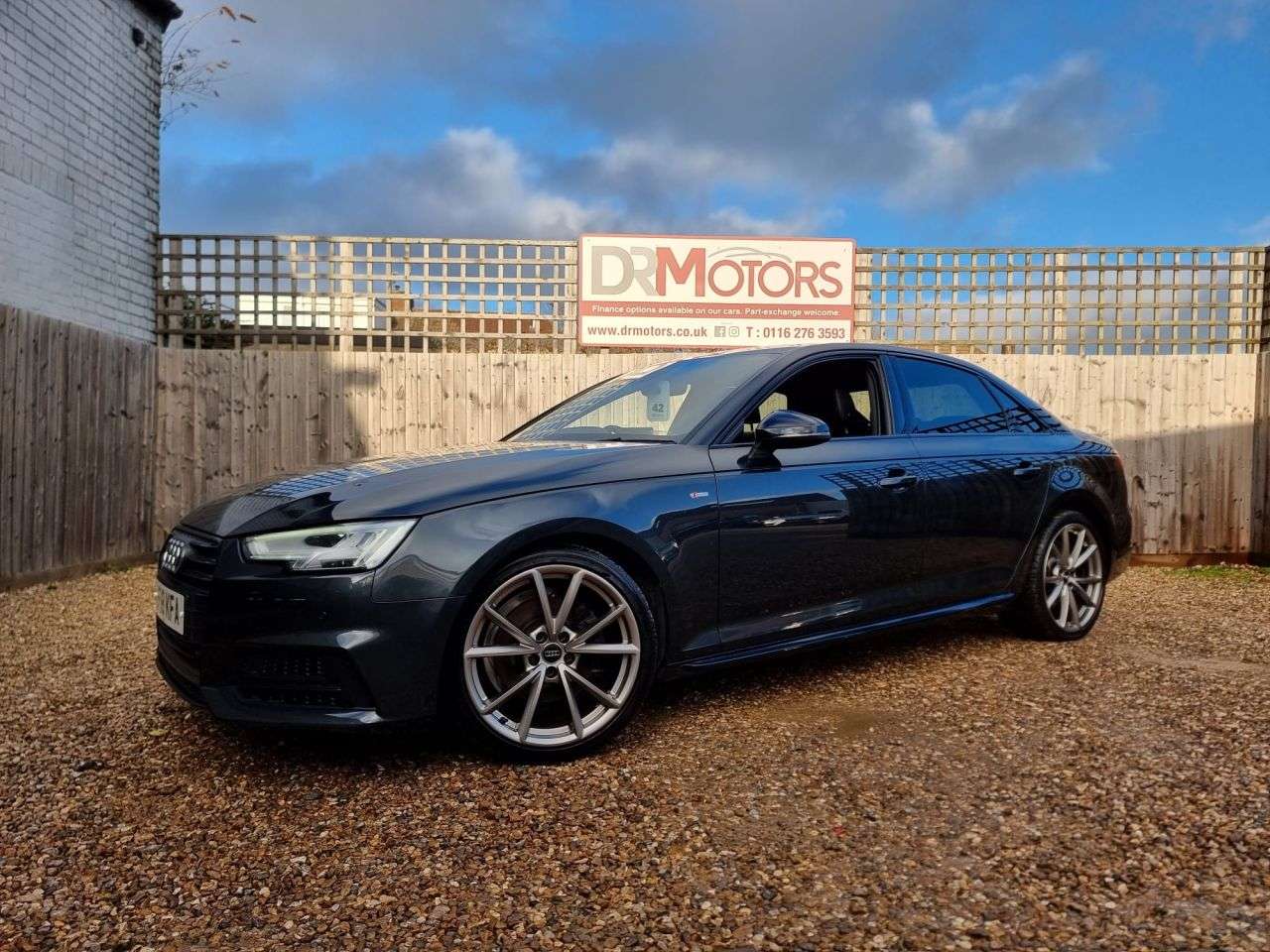 A 2018 AUDI A4 1.4 TFSI Black Edition Saloon 4dr Petrol S Tronic Euro 6 (s/s) (150 ps) SAT A 2018 AUDI A4 1.4 TFSI Black Edition Saloon 4dr Petrol S Tronic Euro 6 (s/s) (150 ps) SAT