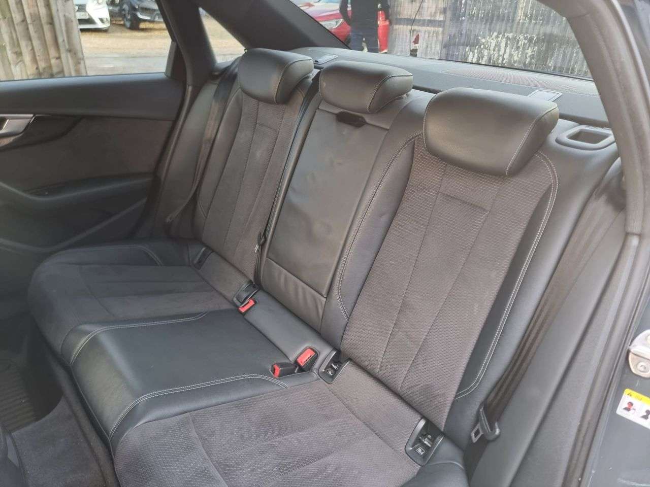 2018 AUDI A4 2018 AUDI A4