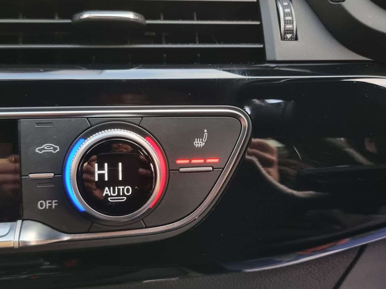 2018 AUDI A4 2018 AUDI A4